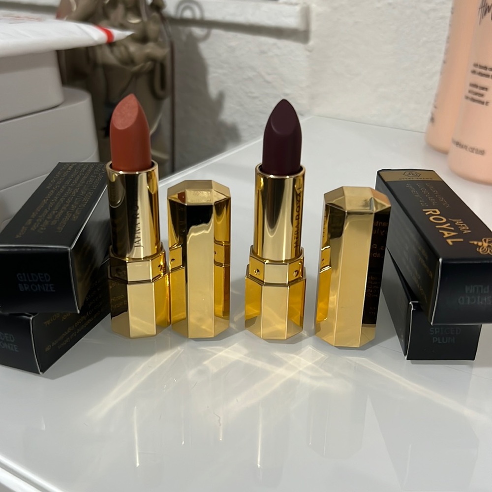 BUNDLE JAFRA LUXURY LIPSTICK 2 SPICED PLUM 2 GLIDED BRONZE